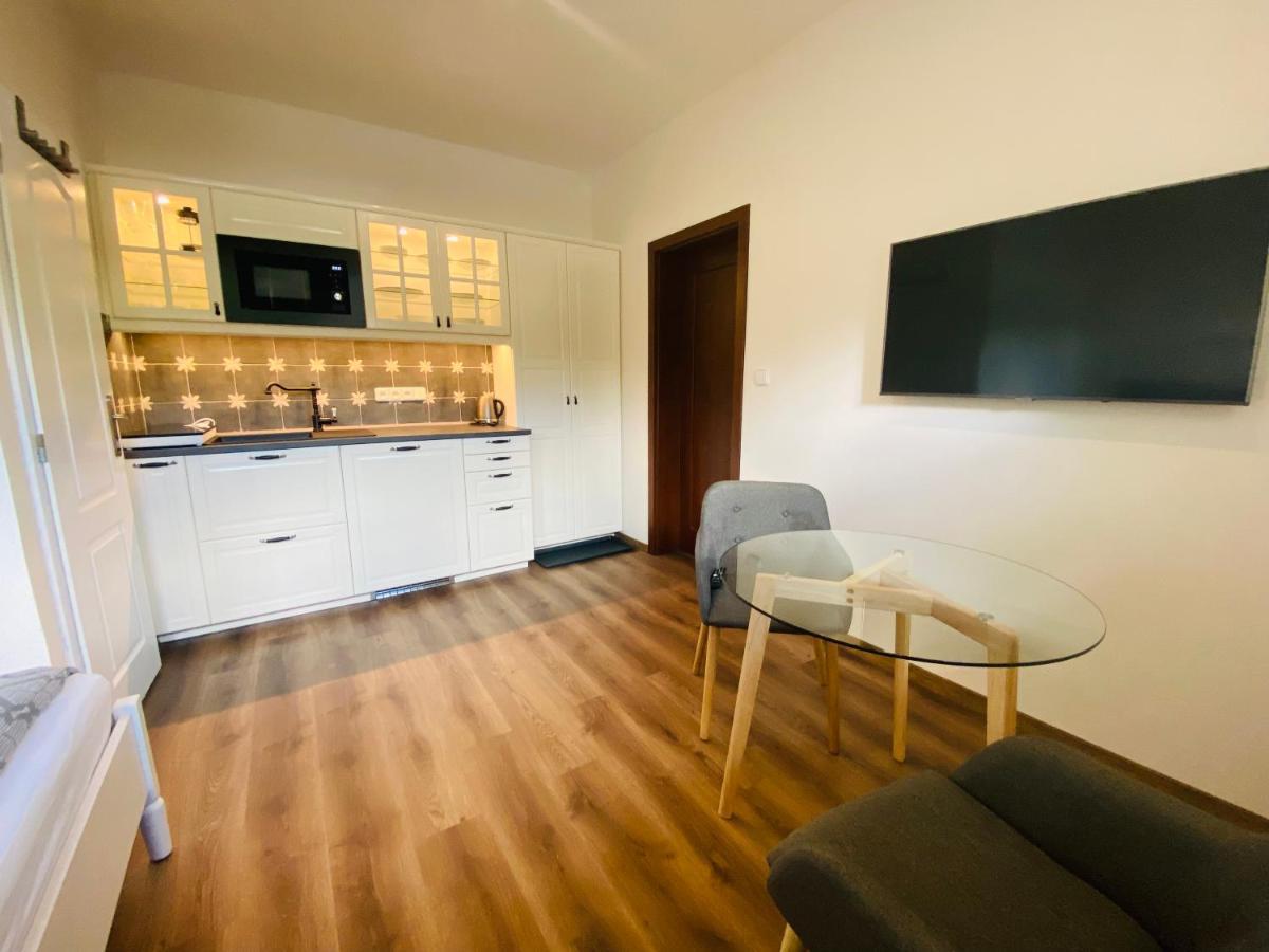 Apartmany V Ulicce フリンブルク エクステリア 写真